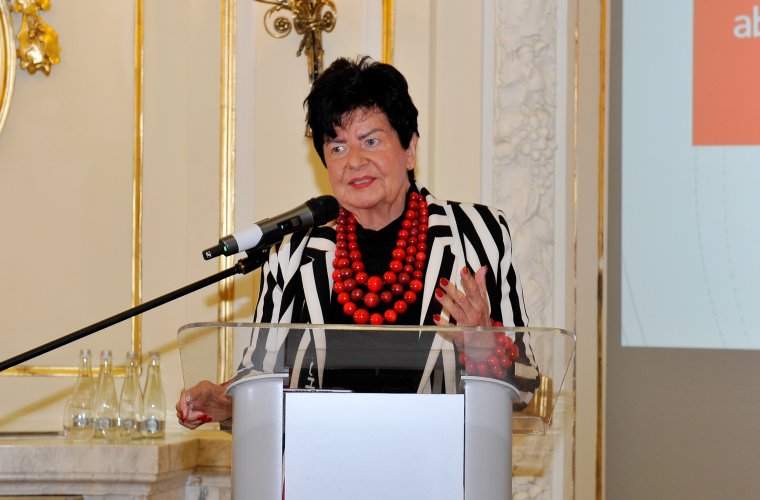 Polska paradoksalna: oszczędności na setki milionów złotych blokowane przez biurokrację